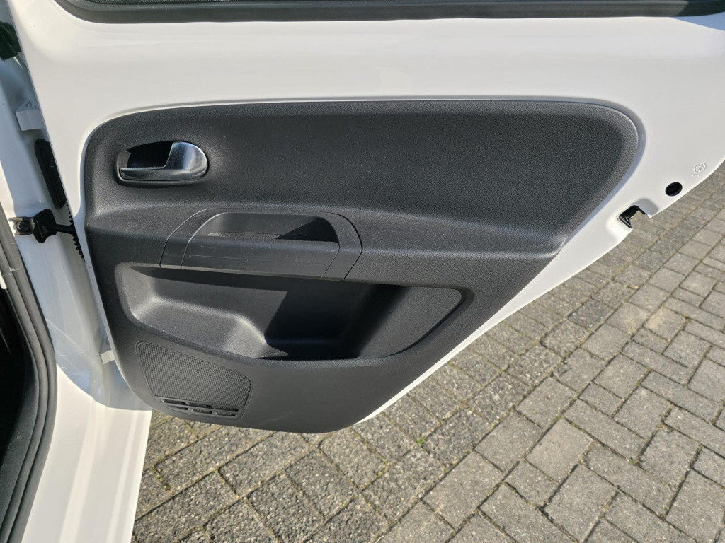 Volkswagen UP! 1.0 move up! bluemotion