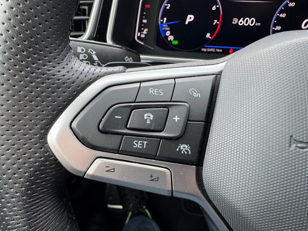 Volkswagen T-roc 1.5 tsi r-line edition automaat,elektrische achterklep,ach