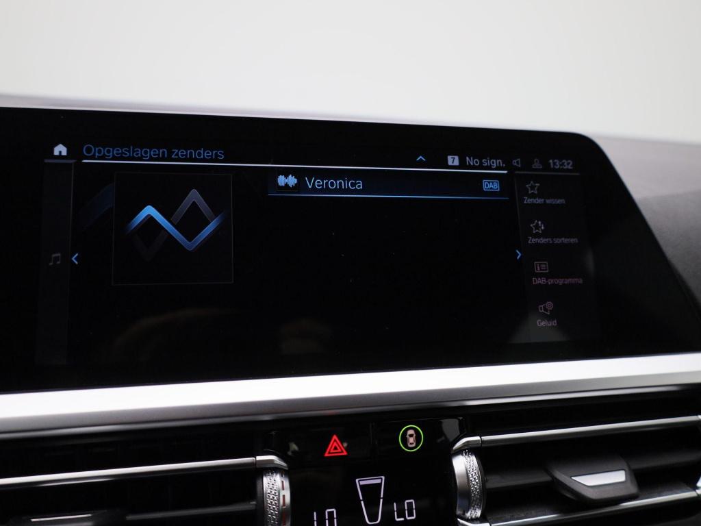 BMW 3-serie 330e edrive edition | automaat | lmv | leder | 360 camera | par