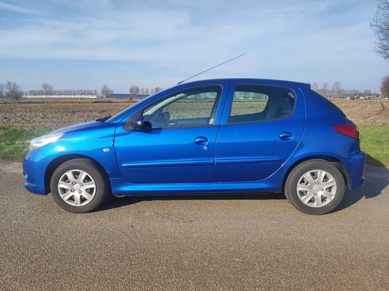 Peugeot 206+ 1.4 XS / Climate control / NAP / 2de eigenaar / APK 17-02-2026
