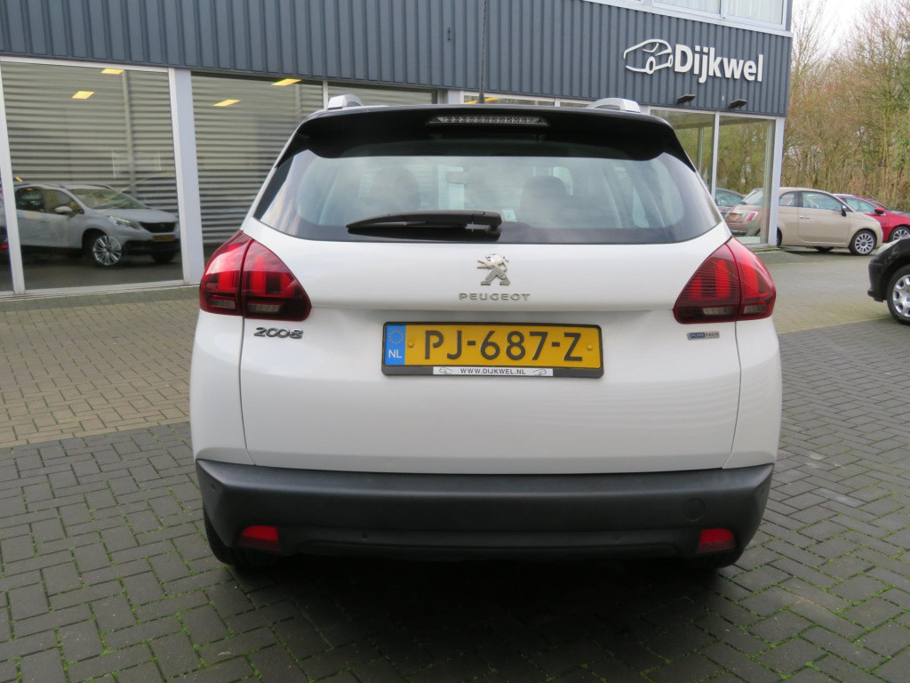Peugeot 2008 suv 1.2 active clima/nav/park/trekhaak