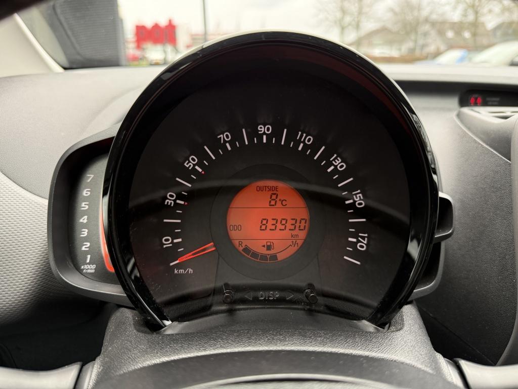 Peugeot 108 1.0 e-vti active // apple carplay android auto //