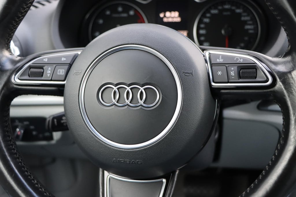 Audi A3 cabriolet 1.8 tfsi quattro ambition pro line s open days