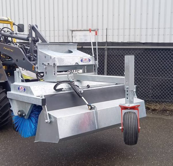M-sweep veegmachine euro en giant aansluiting