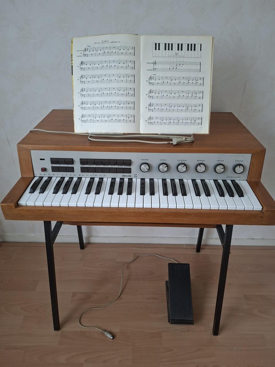 Philicorda orgel GM751