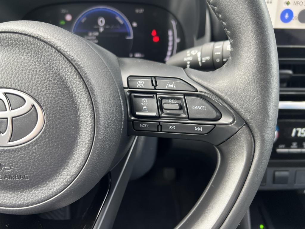 Toyota Yaris Cross 1.5 hybr 115 dynamic | parkeersensoren | stoel+ stuur ve
