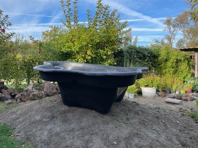 Vijverbak 165x130x54