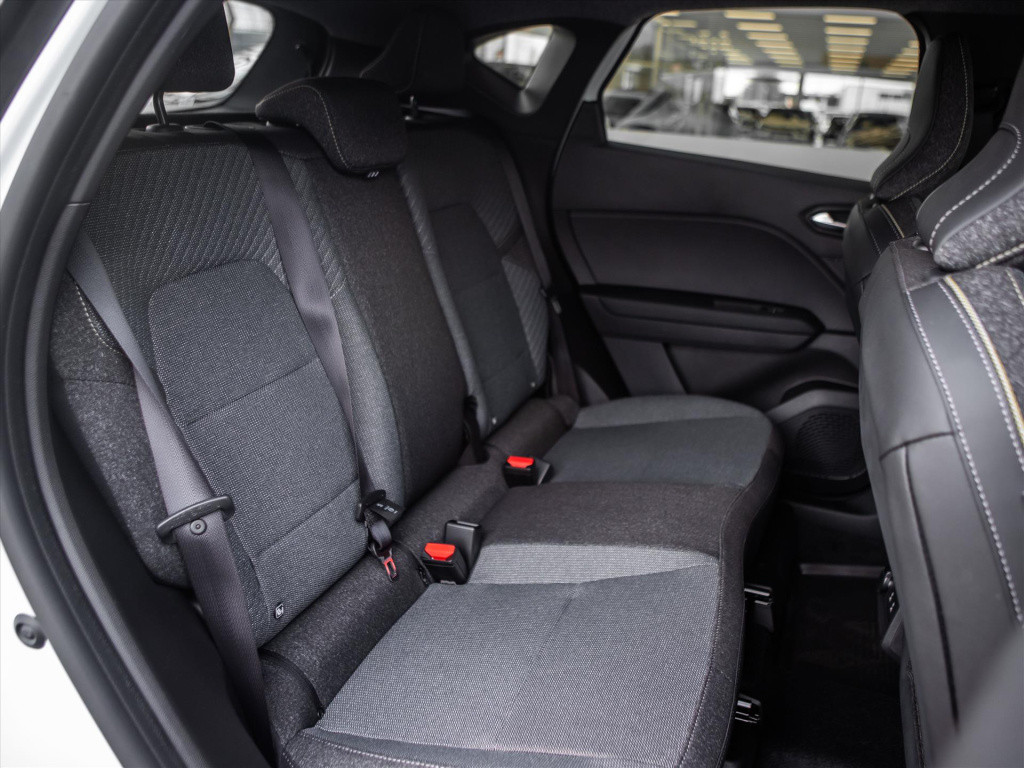 Renault Captur mild hybrid 160pk techno automaat | carplay | camera | park.