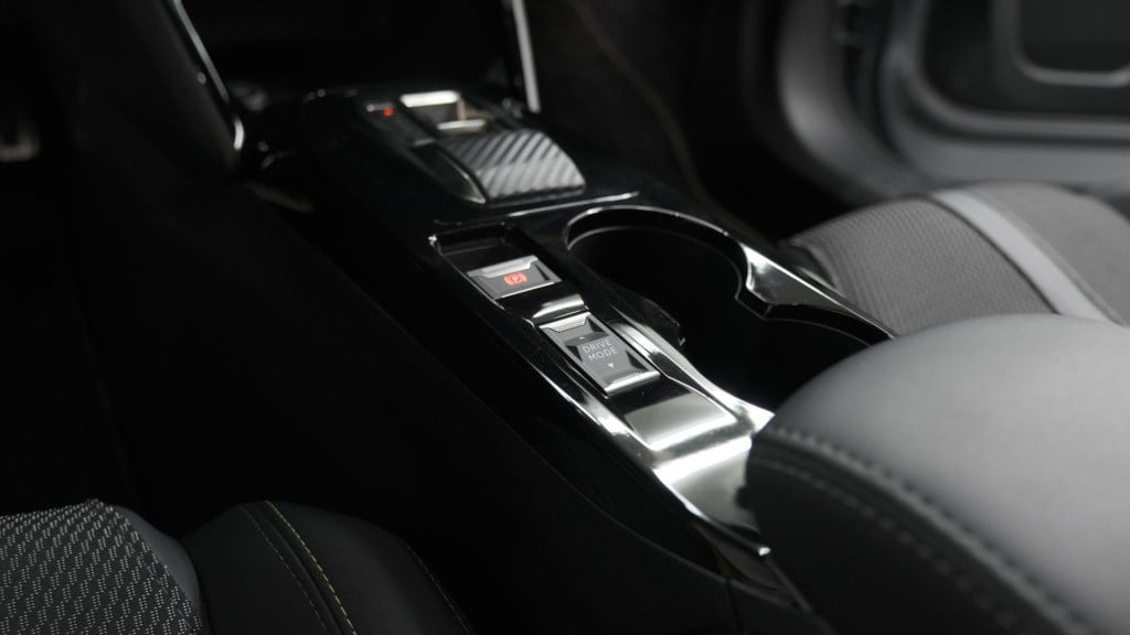 Peugeot 2008 puretech 130 eat8 gt | 360 camera | adaptieve cruise control |