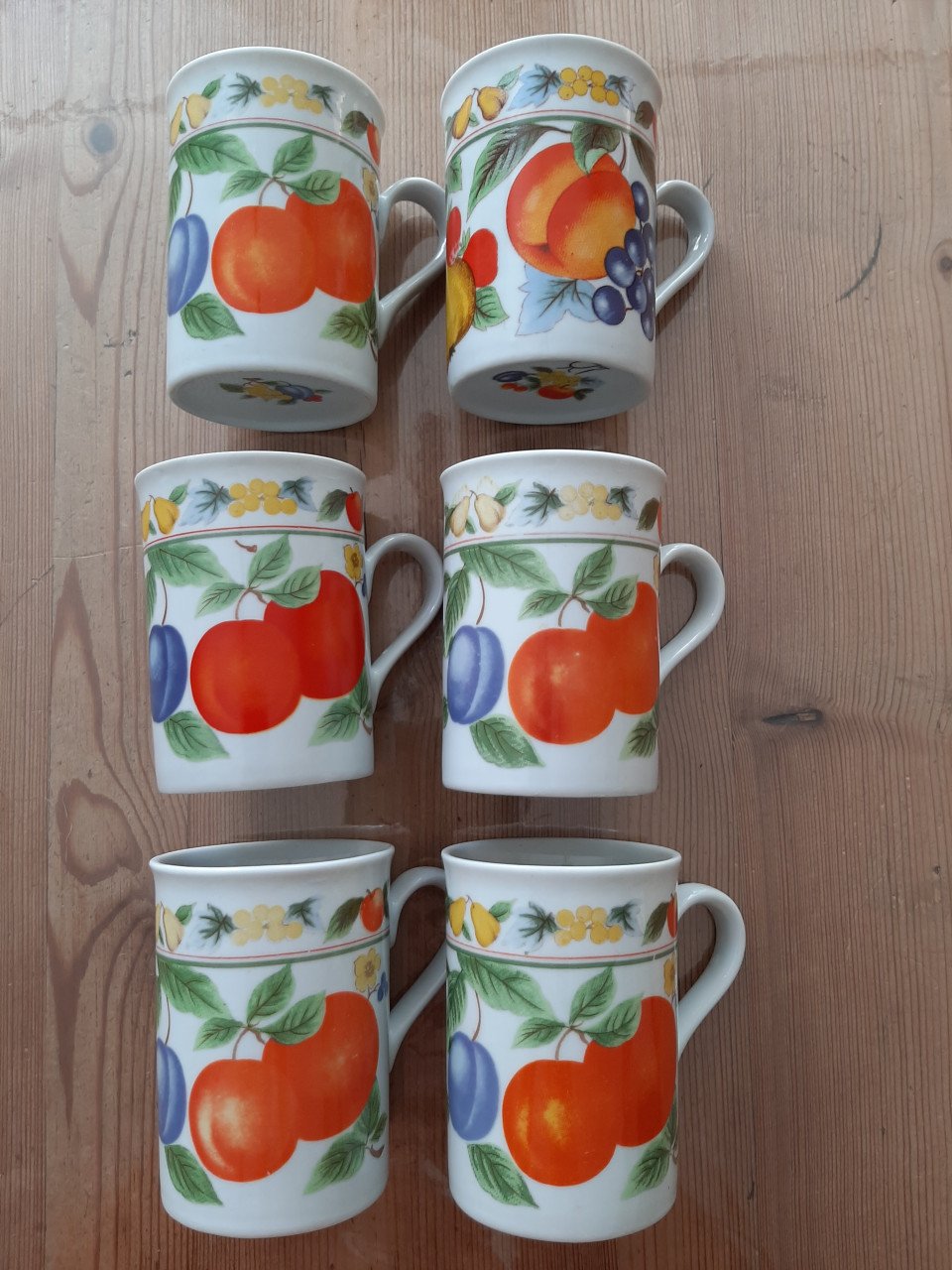 6 PORSELEINEN MOKKEN - FRUIT MOTIEF