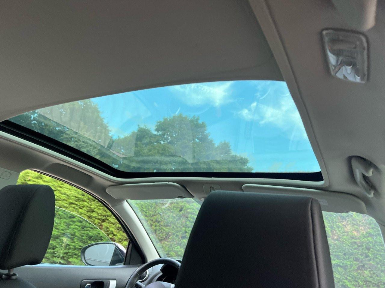 Nissan Qashqai 1.6Acenta Pano/ Trekhaak Jaar apk