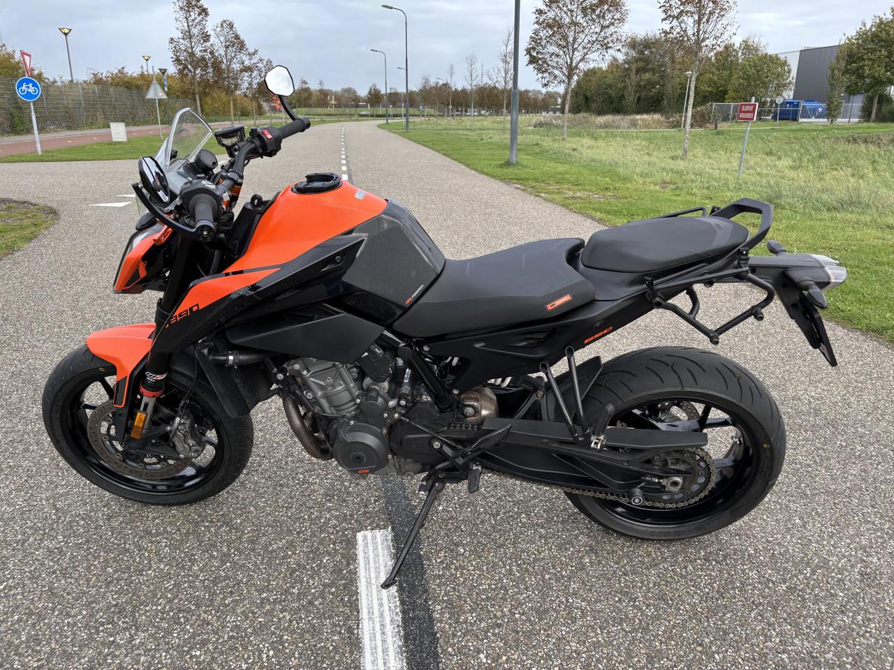 KTM 890 Duke 2021