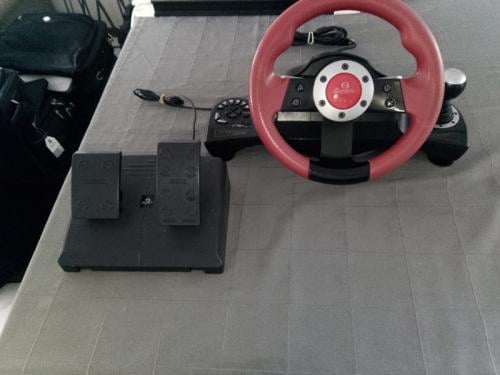 Stuur met Gaspedaal - Qware-PS2 en PS3