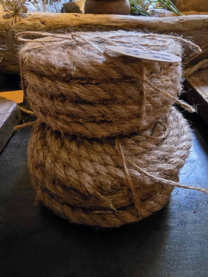 2X SET VAN 4 JUTE ONDERZETTERS VOOR MAAR €4,50
