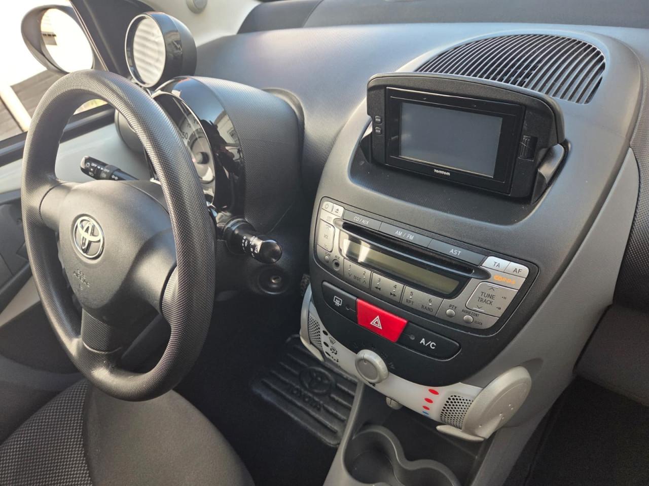 Toyota Aygo 5-Deurs | 2011 | NAP | IZGST | Airco | Dealeronderhouden