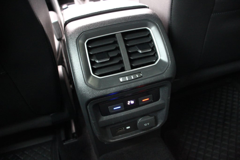 Volkswagen Tiguan 2.0 tsi 4motion r-line | leder | v.c. | keyless