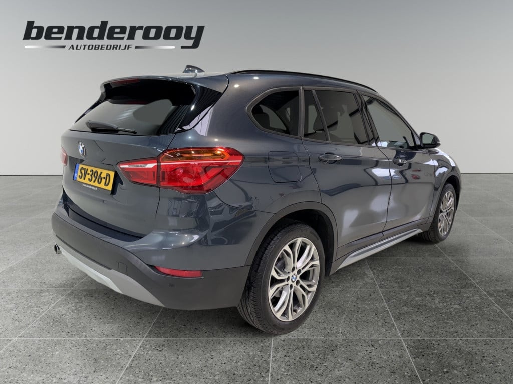BMW X1 sdrive18i 136pk high executive automaat