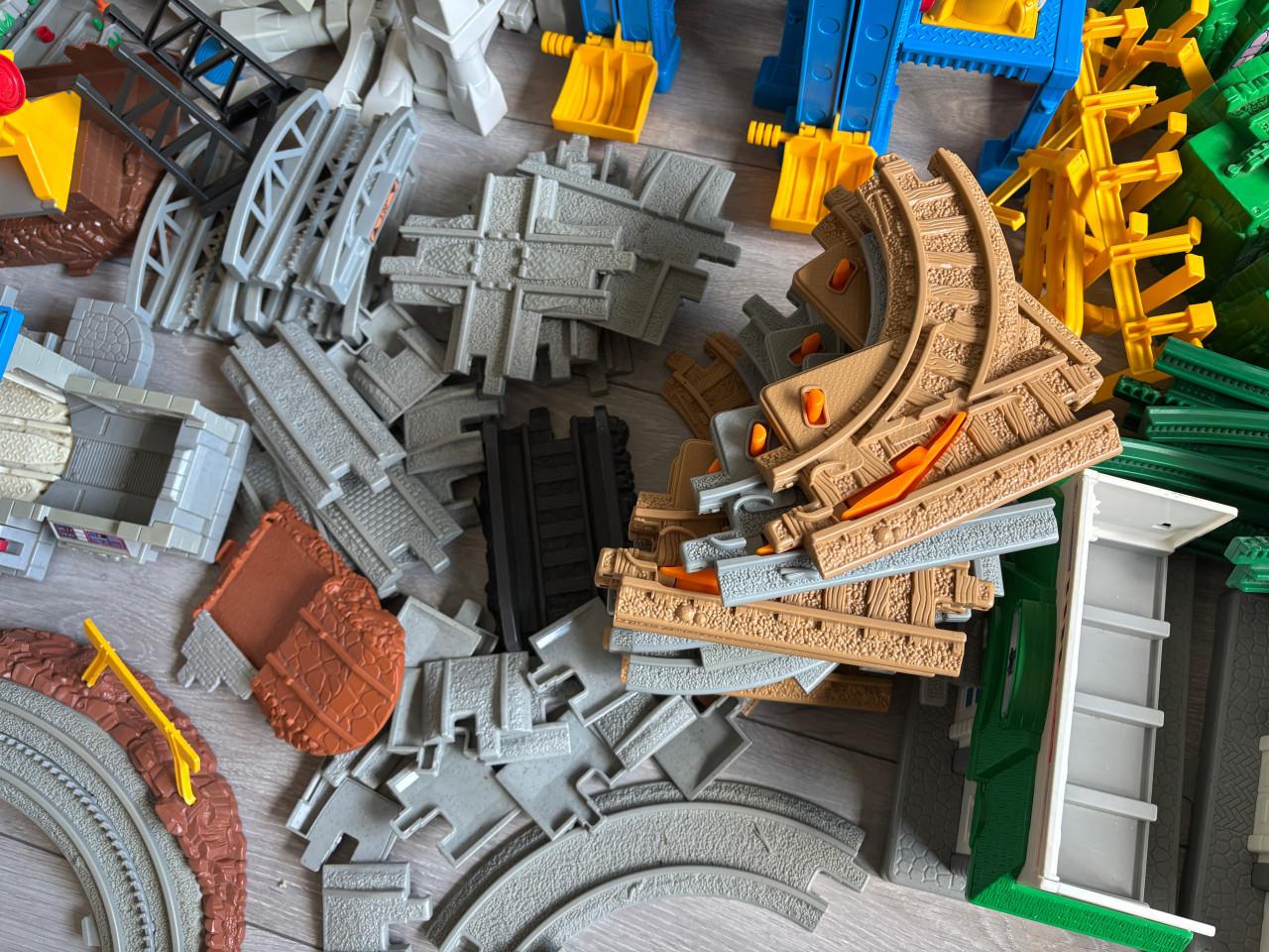 Grote hoeveelheid Geotrax trein