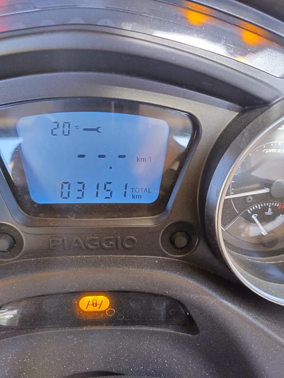 Piaggio mp3 300 HPE