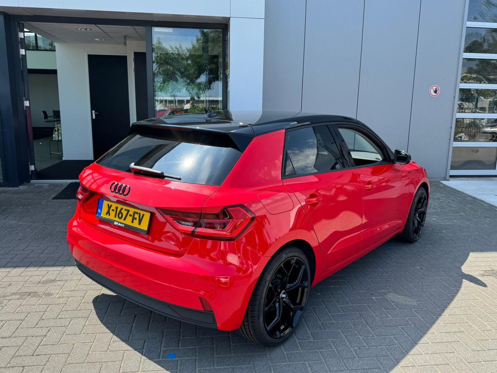 Audi A1 Sportback 30 tfsi s line * matrix led * carplay * cruise control * 