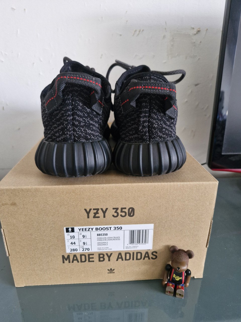 Adidas Yeezy 350  pirat black us10 eu44