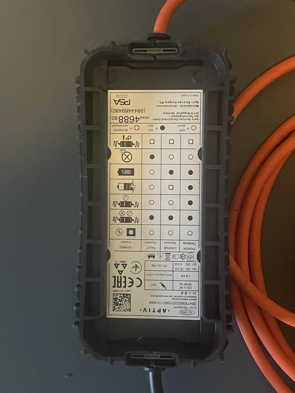 Laadkabel elektrische auto - op 220 stroom