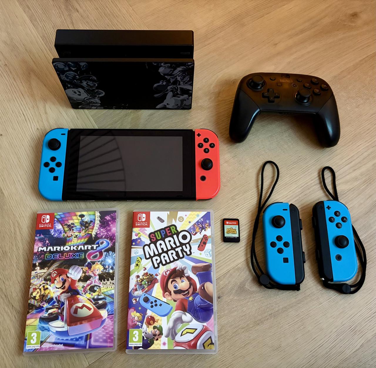 Nintendo Switch - complete set