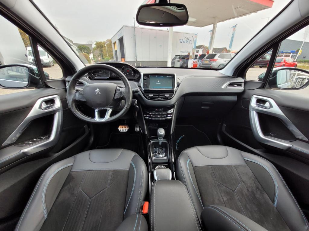 Peugeot 2008 1.2 puretech allure crossway treekhak alcantara leer / navigat