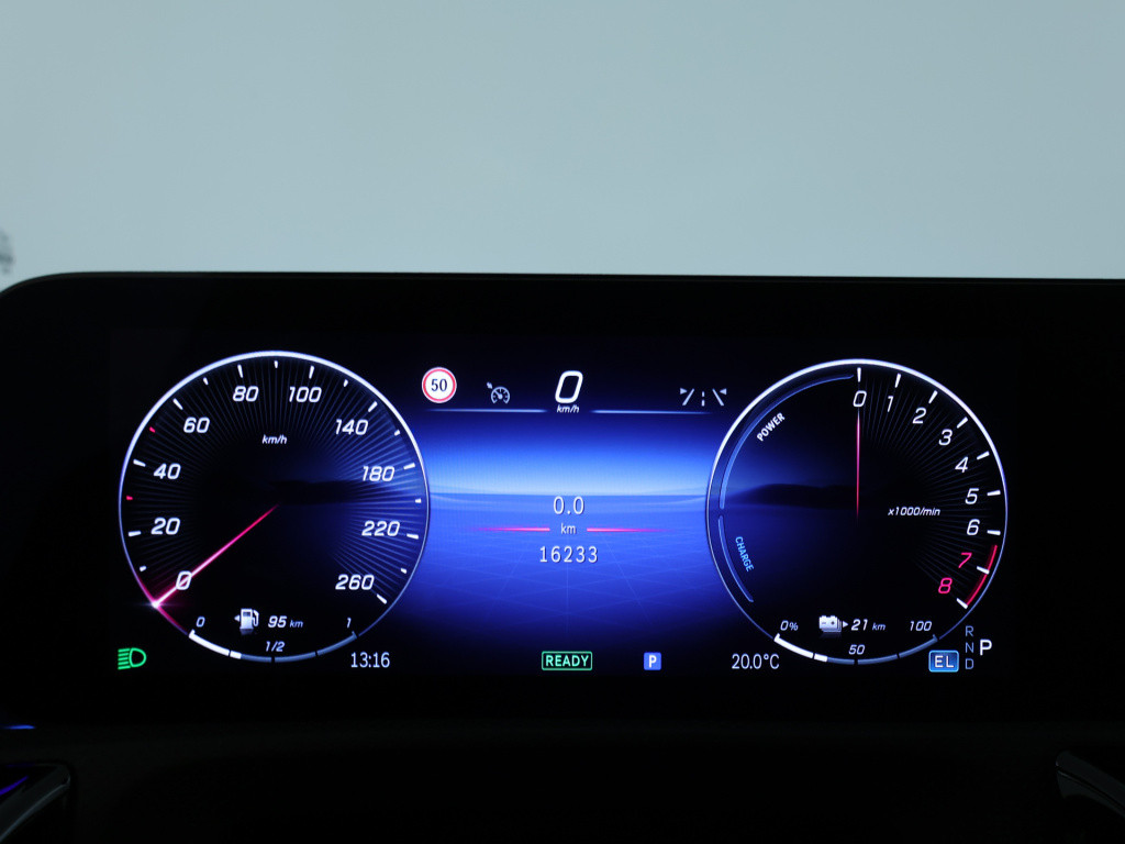Mercedes-Benz A-Klasse 250 e amg line | amg line advanced plus | night pakk
