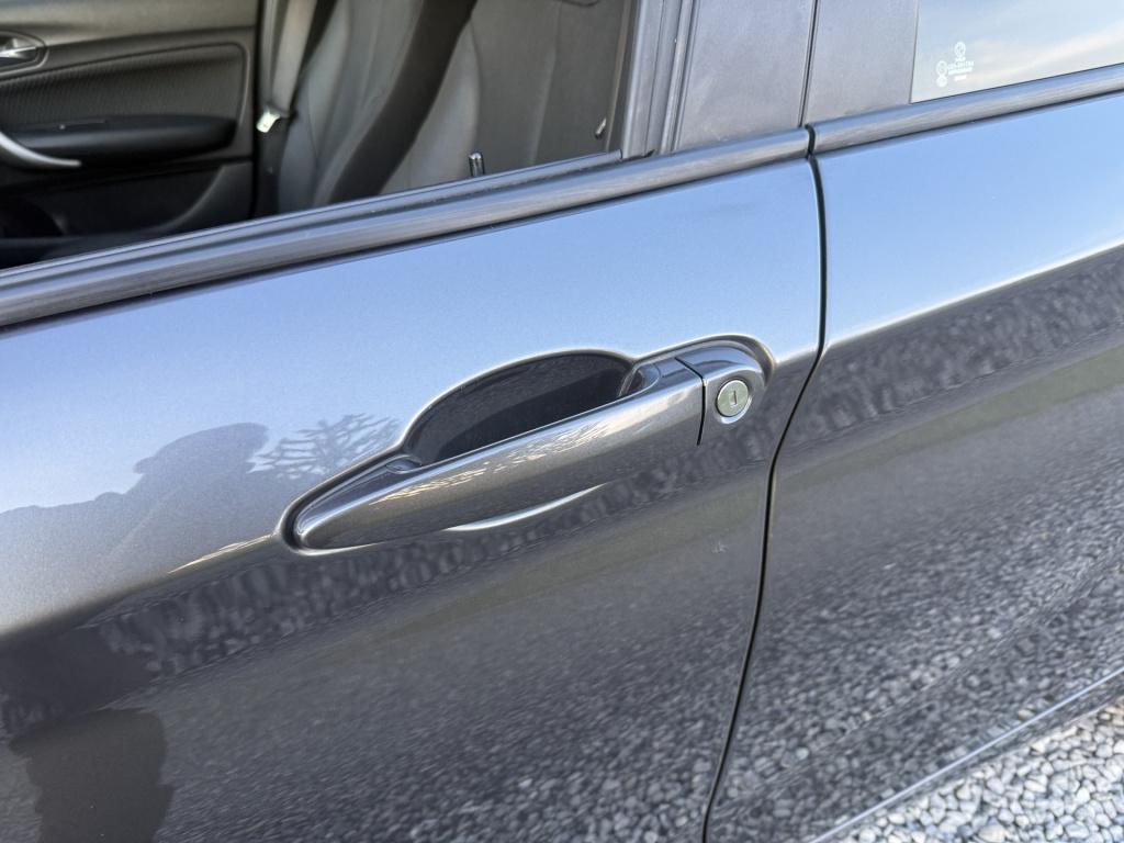 BMW 1 Serie 114i business executive 5-drs