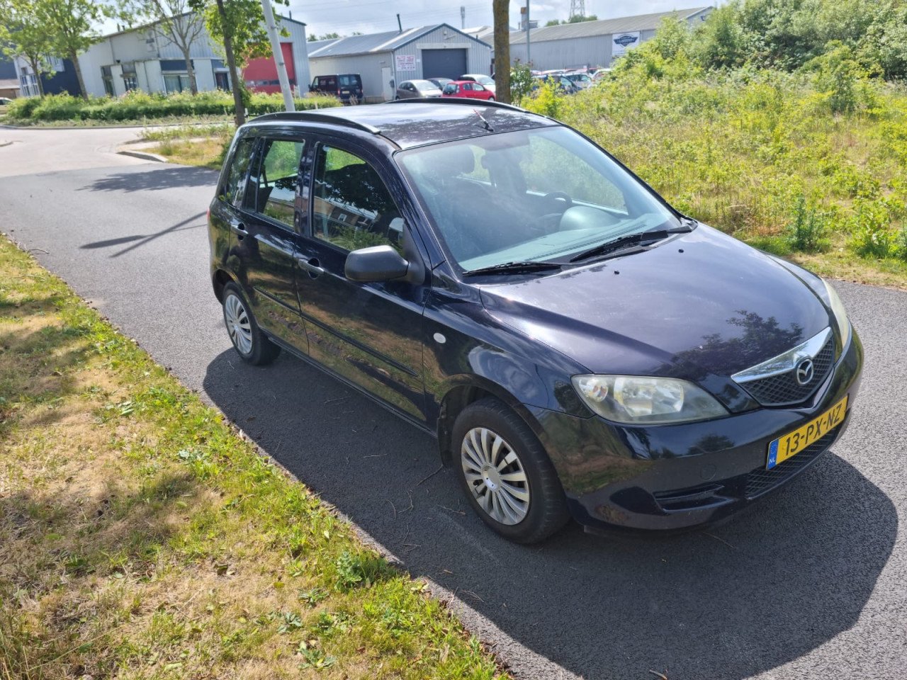 Mazda 2 1.4i bouwjaar 2005 1 jaar apk