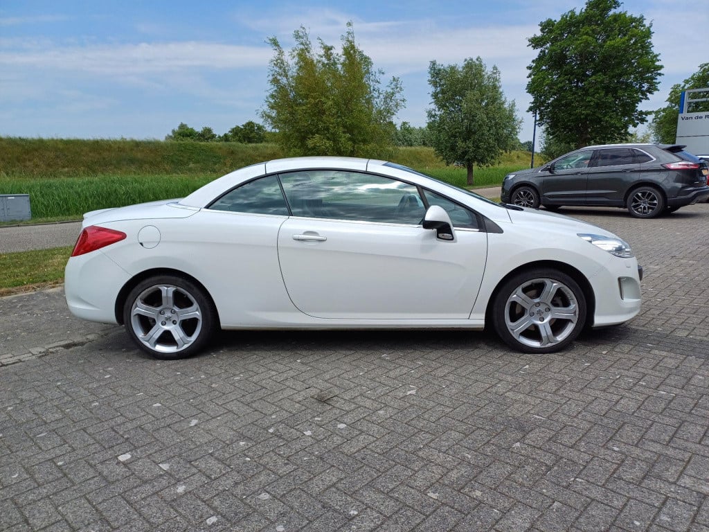 Peugeot 308 cc 1.6 thp feline cabrio coupe
