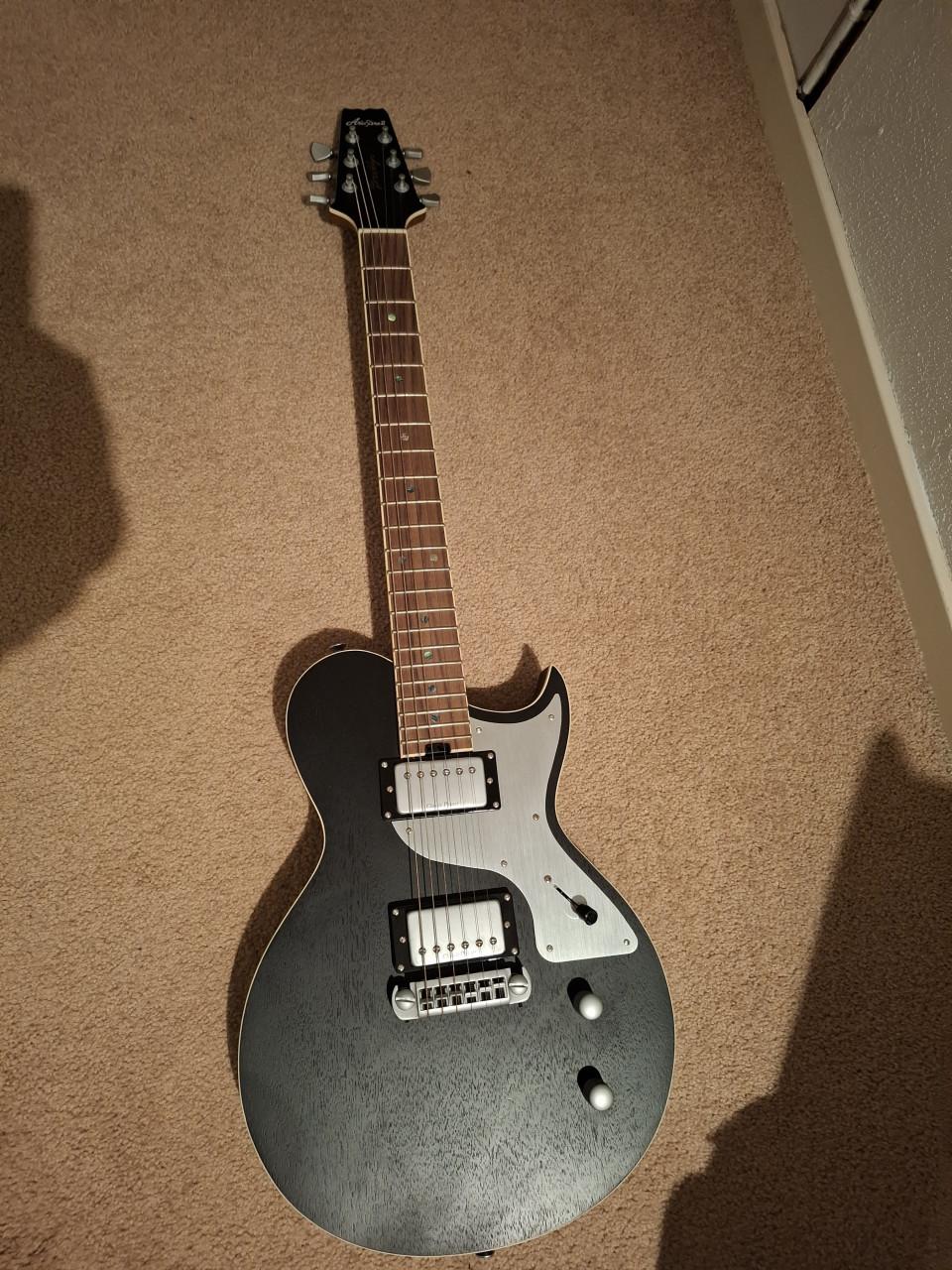 Aria Pro II 718-MK2 Brooklyn Open Pore Black