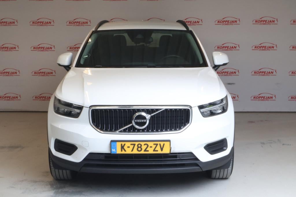 Volvo XC40 1.5 t2 momentum core nl auto, appconnect, pdc achter,