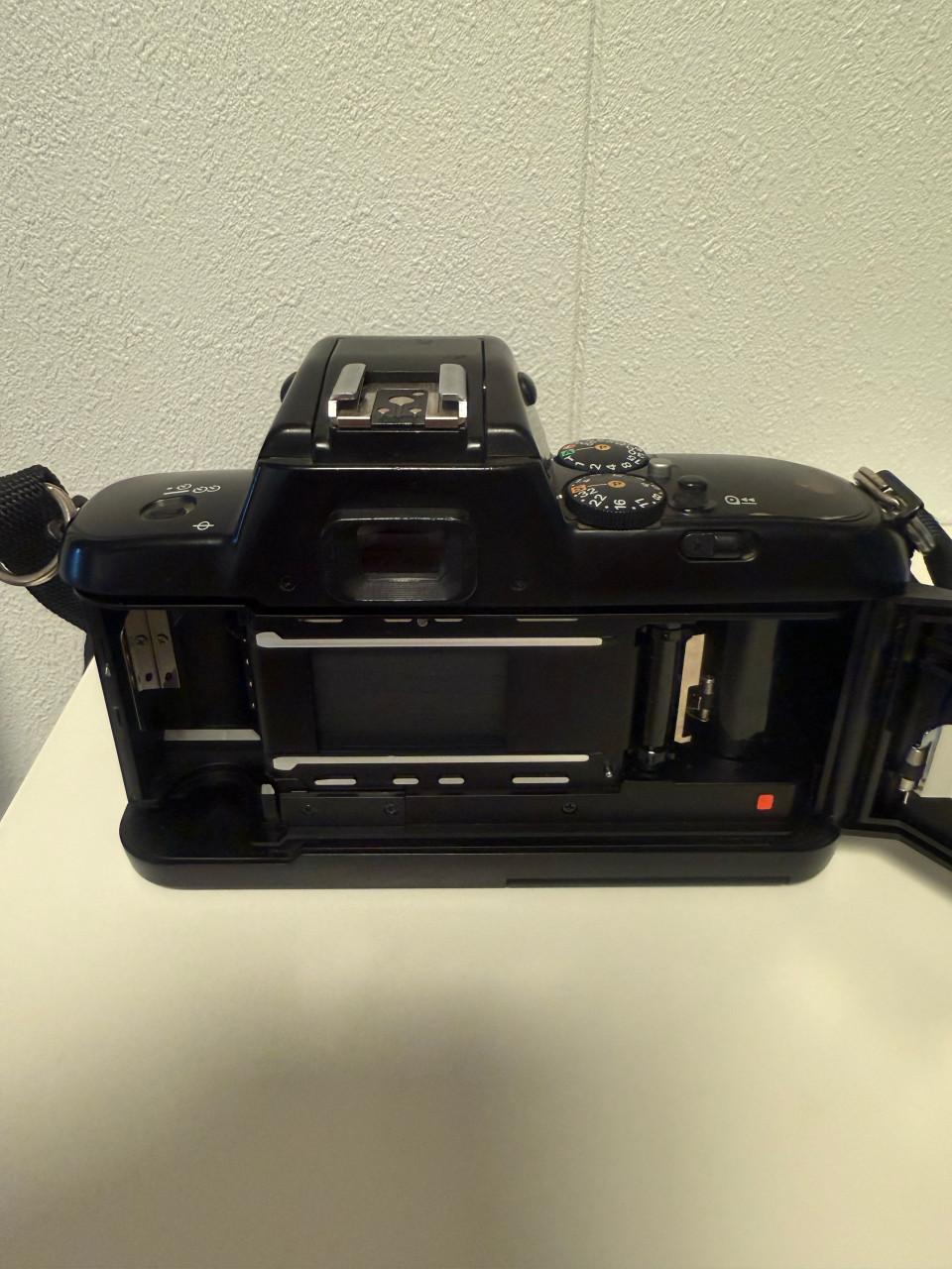 Nikon Camera F401x