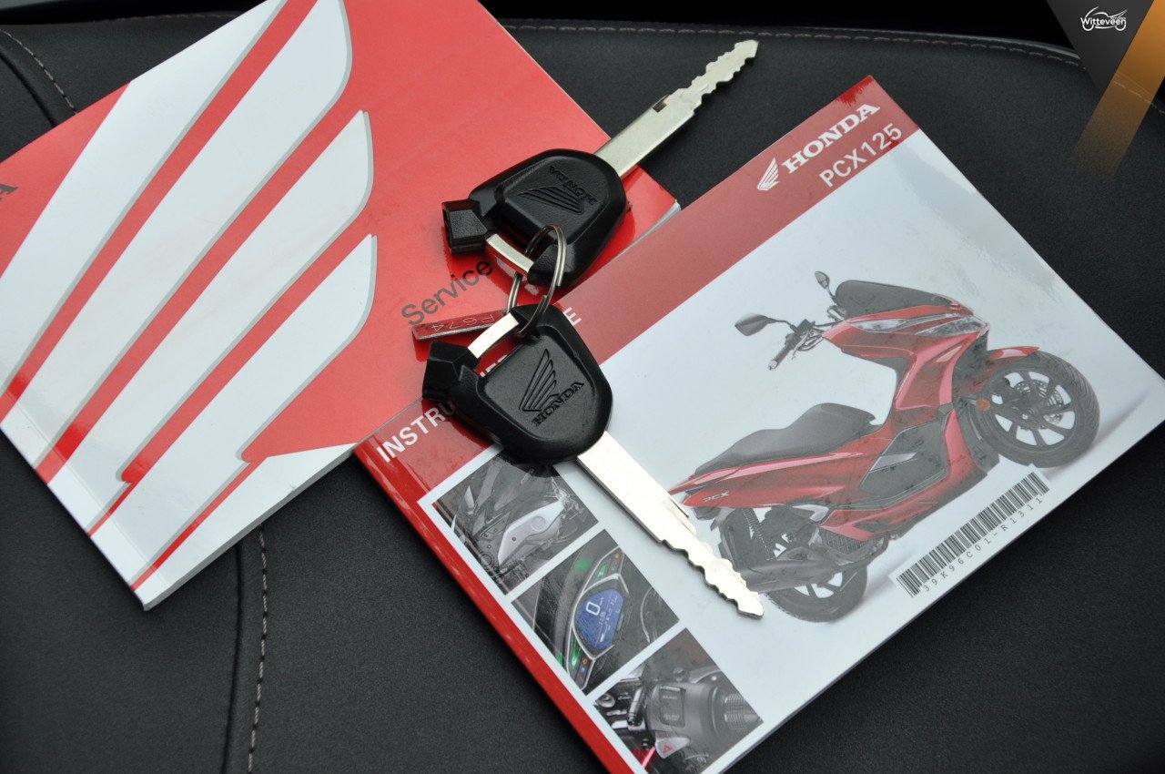 Honda PCX 125 , hele nette motr 2870 kms