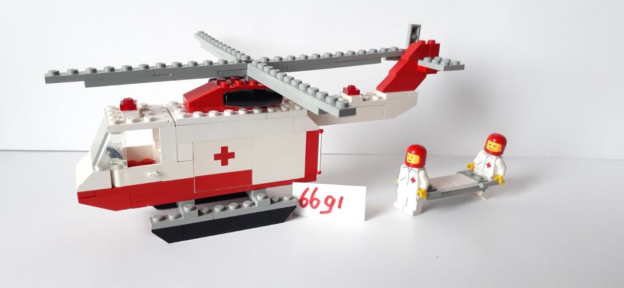 Lego Classic Town 6691: rode kruis helikopter