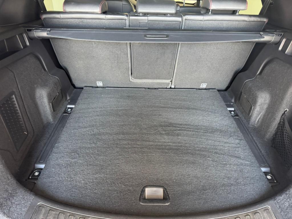 Land Rover Discovery p300e 1.5 r-dynamic s