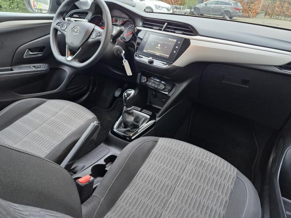 Opel Corsa 1.2 edition | navigatie | licht- en zicht pakket