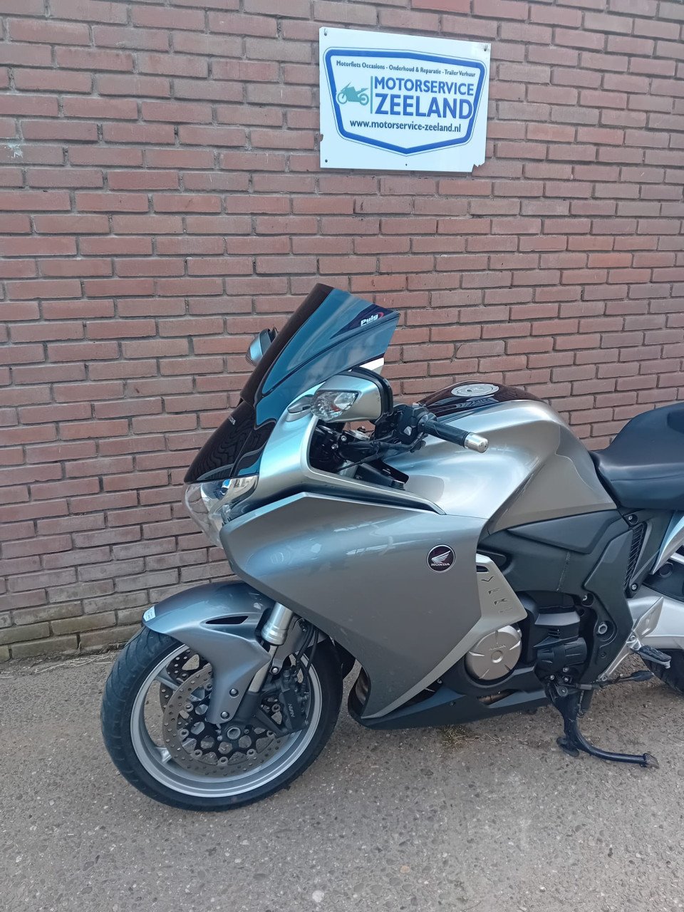 Honda VFR 1200F DCT (ABS)