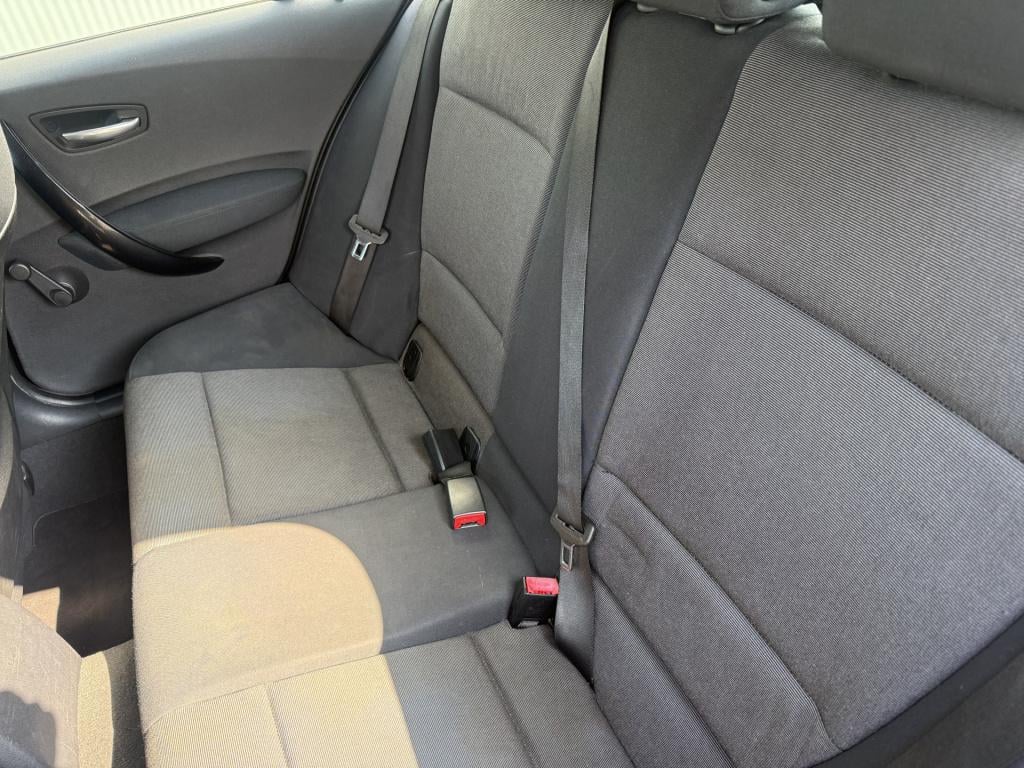 BMW 1 Serie 116i 115pk high executive 5-drs