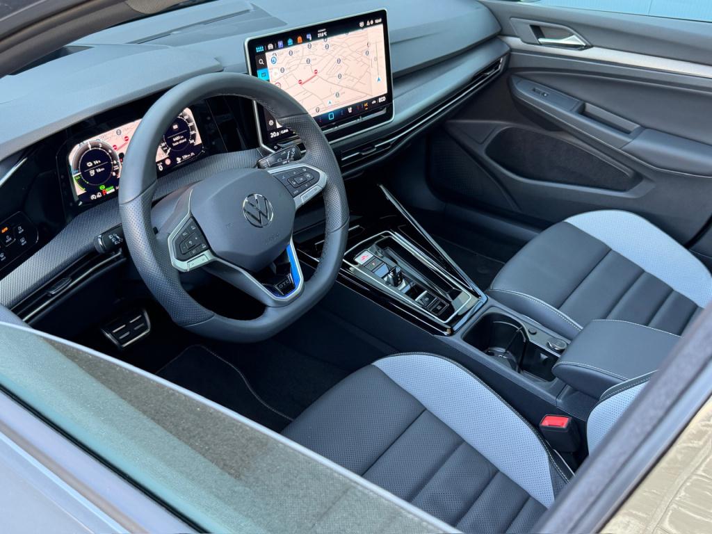 Volkswagen Golf 1.5 ehybrid 272pk gte | panoramadak | leder | 360 camera | 