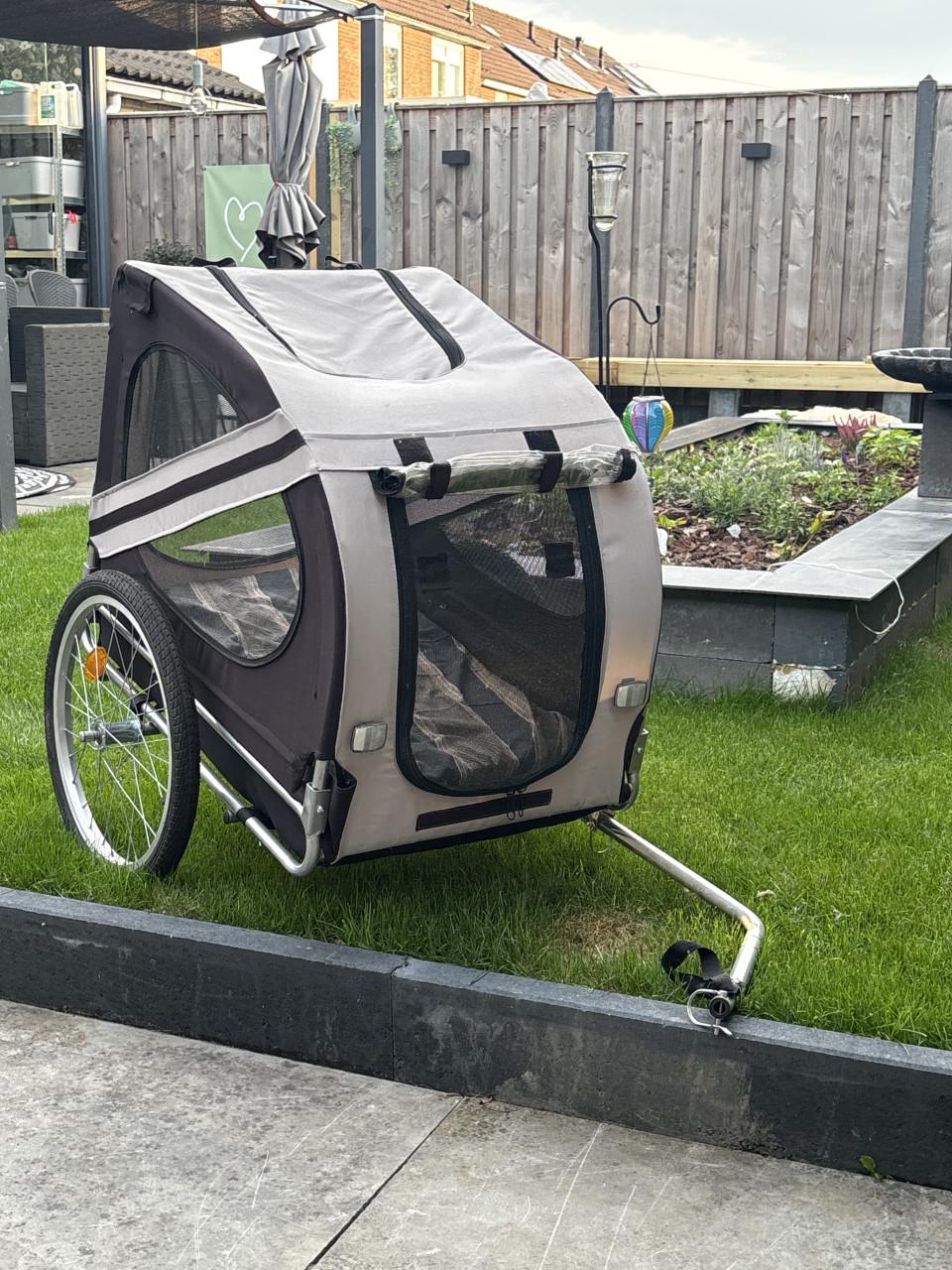 Hondenfietskar