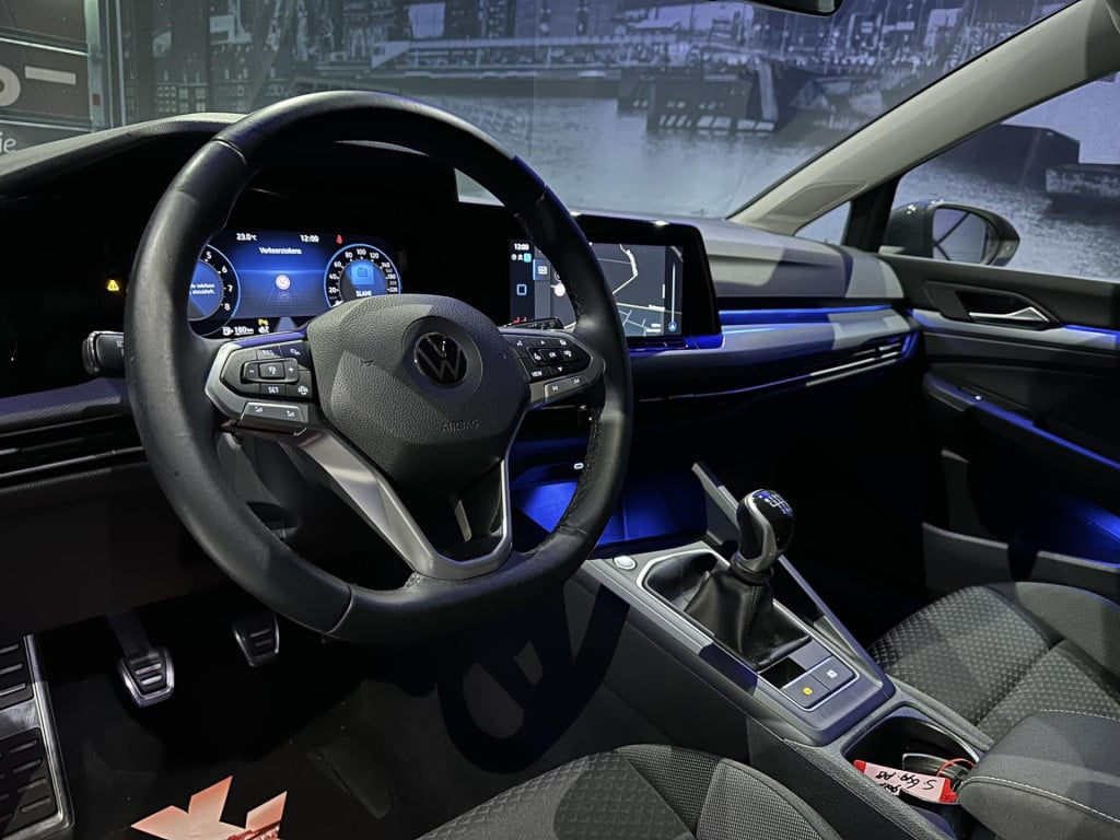 Volkswagen Golf 1.5 tsi *navi*appconnect*acc*sfeerverlichting*