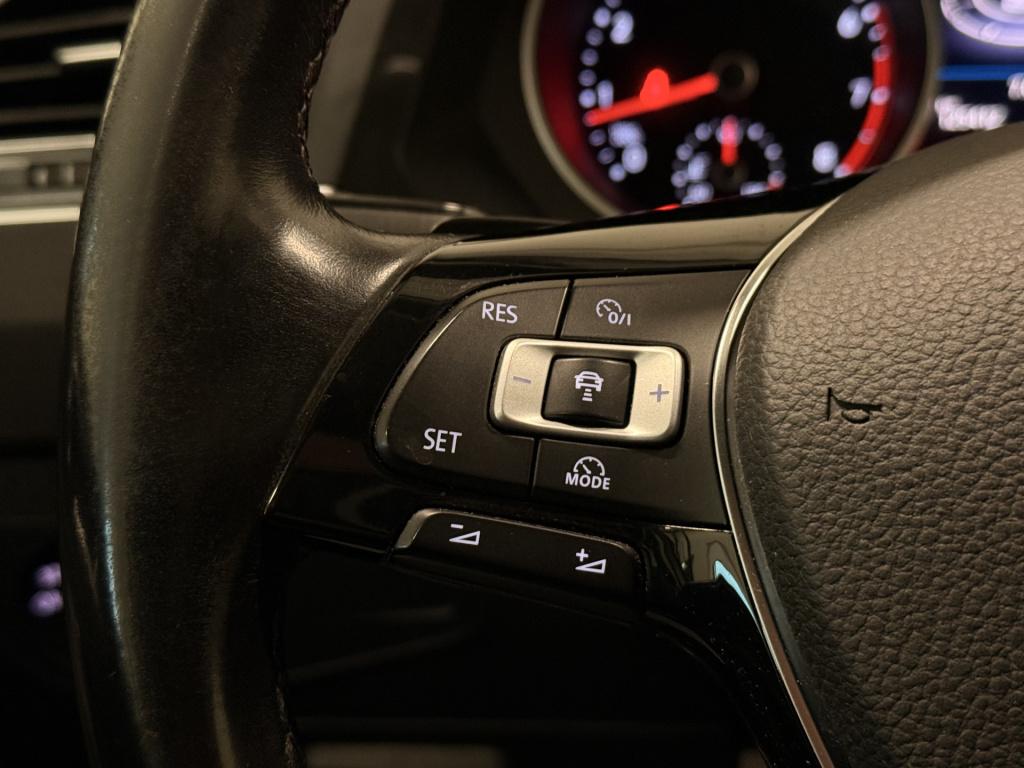 Volkswagen Tiguan 2.0 tsi 4motion highline | leder | electrische trekhaak |