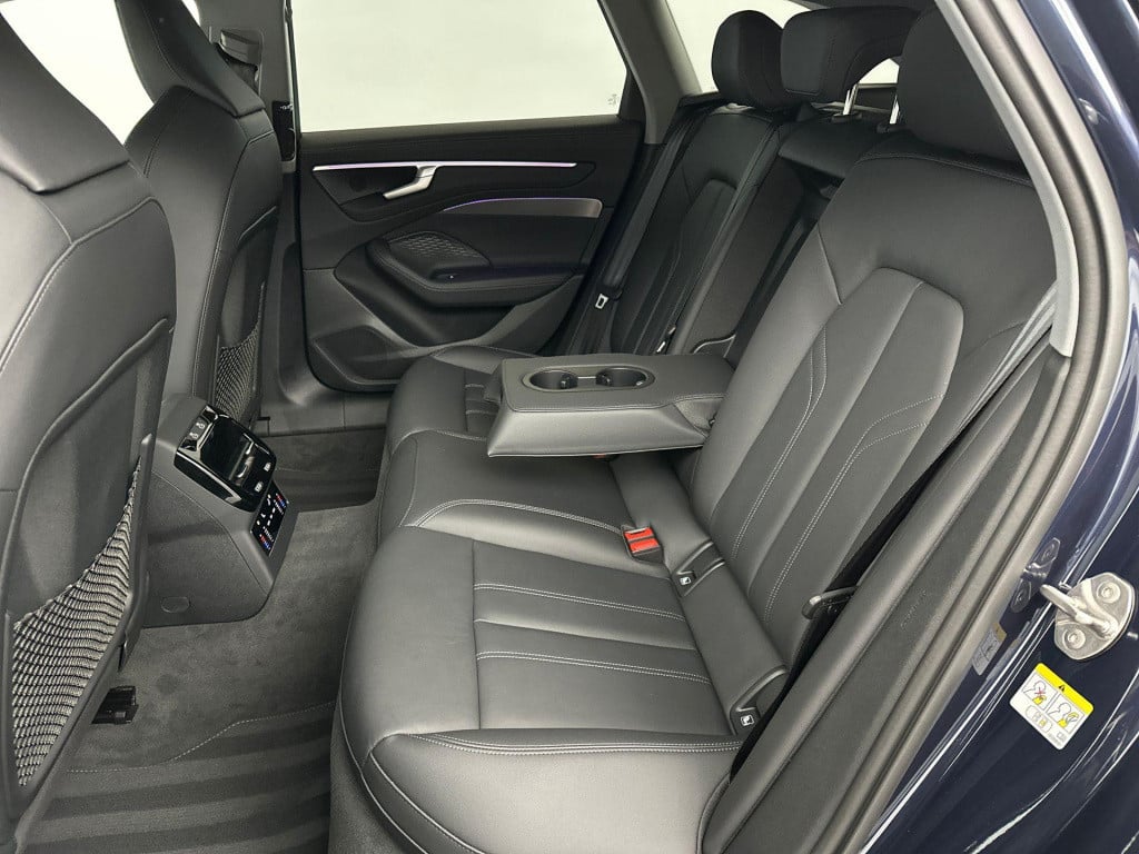 Audi A6 avant advanced edition 40 tfsi 150 kw / 204 pk avant 7 v