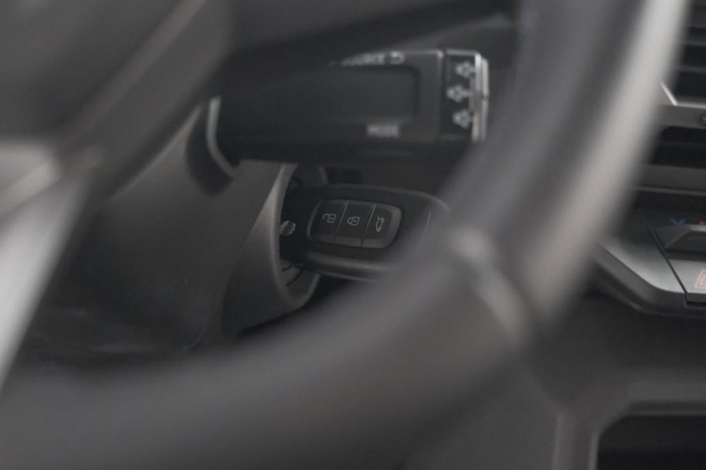 Dacia Duster mild hybrid 130 expression | camera | stoelverwarming | apple 