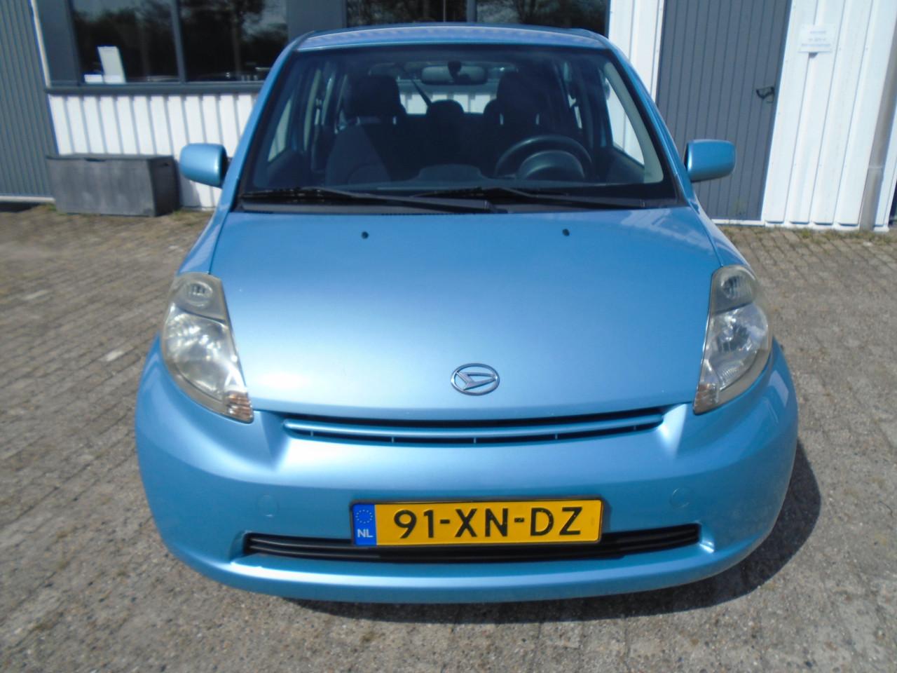 Daihatsu Sirion2