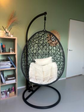 Hang stoel incl kussen 50€