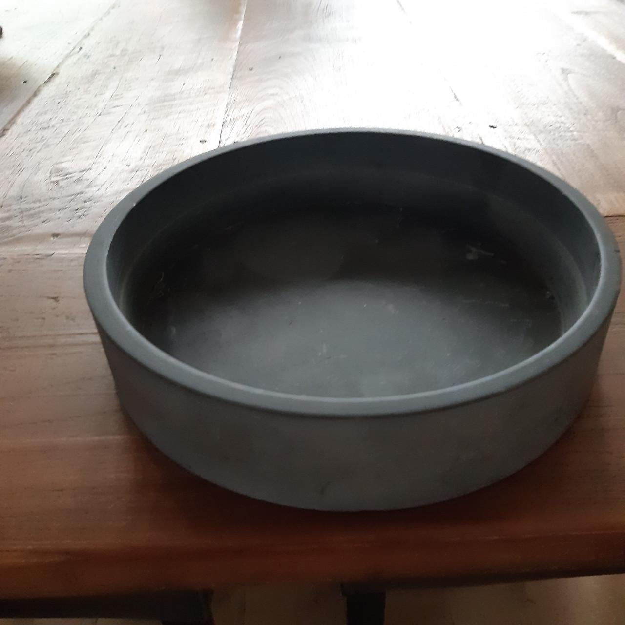 Betonnen schaal in goede staat